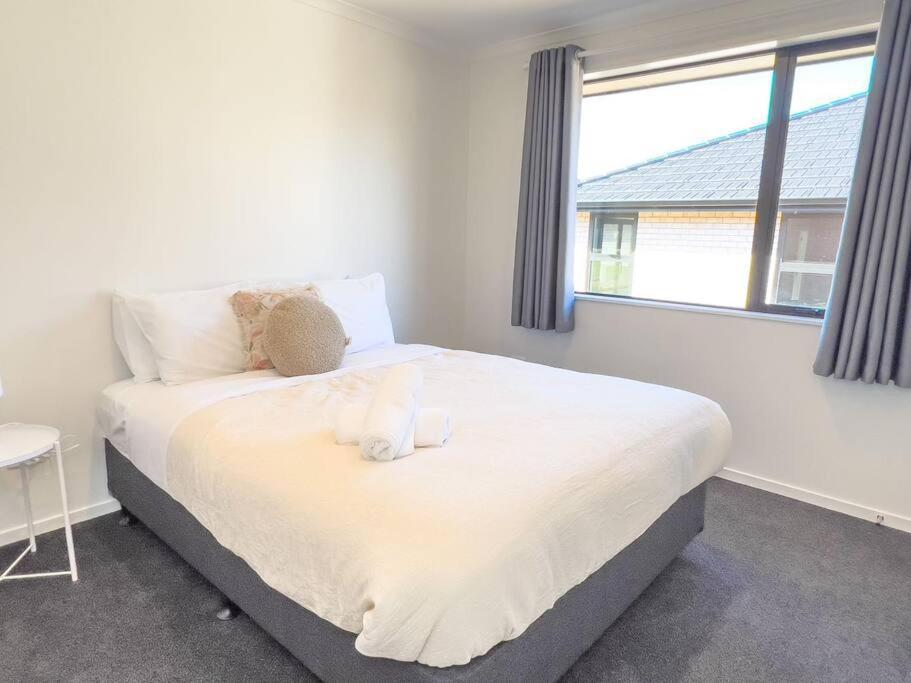 Peaceful 5 Bedrooms Retreat Rotorua Exterior photo